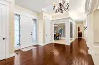 1688 134B STREET - thumbnail 4