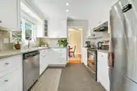 15530 OXENHAM AVENUE - thumbnail 8