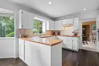 2304 151A STREET - thumbnail 7