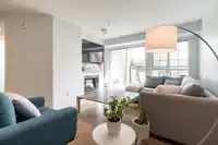 203 2940 KING GEORGE BOULEVARD - thumbnail 12