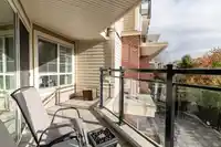 203 2940 KING GEORGE BOULEVARD - thumbnail 22