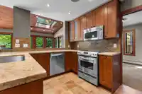 2314 124 STREET - thumbnail 11