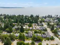 13632 BLACKBURN AVENUE - thumbnail 39
