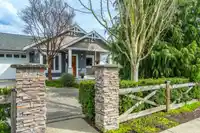 1 1640 140 STREET - thumbnail 3