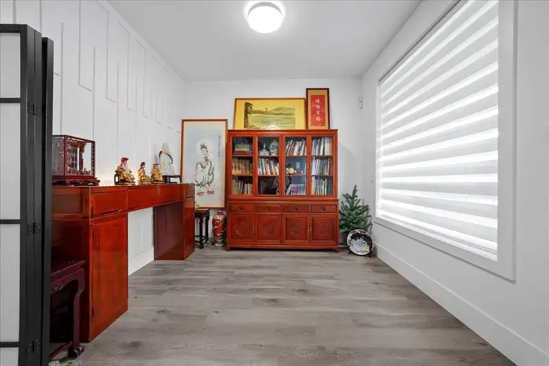 2581 168 STREET - photo 3 of 40