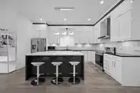 2581 168 STREET - thumbnail 4