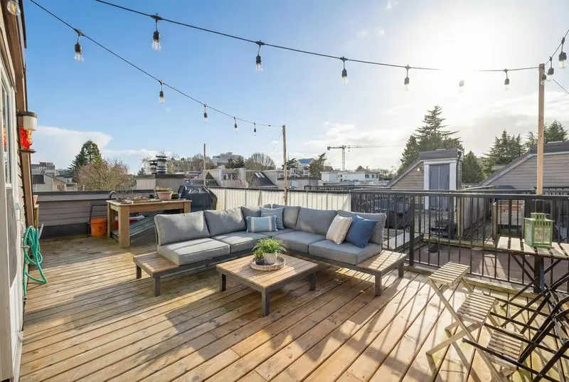 311 1922 W 7TH AVENUE - photo 1 of 25