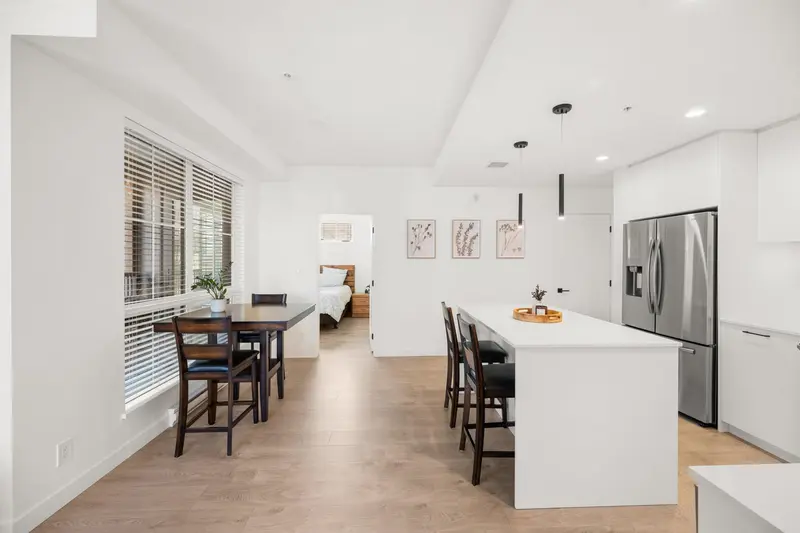 202 20052 83A AVENUE - photo 3 of 25