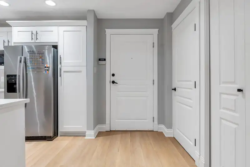 112 1787 154 STREET - photo 4 of 40