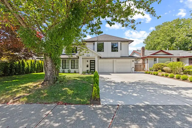 1939 144 STREET - photo 4 of 37
