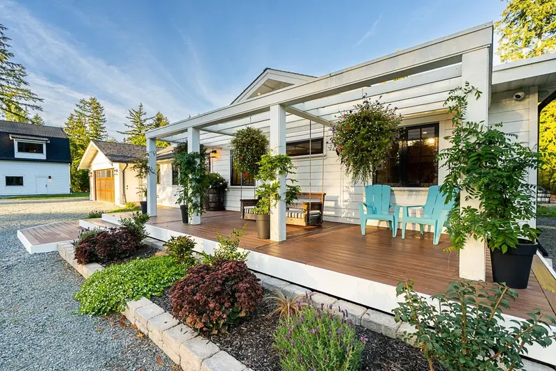 4650 MARTINGALE CRESCENT - photo 4 of 25