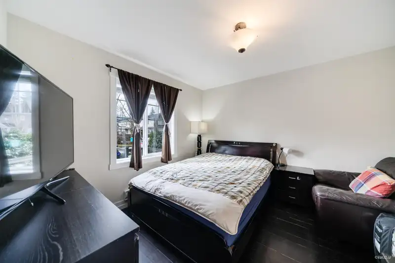30 16458 23A AVENUE - photo 2 of 40