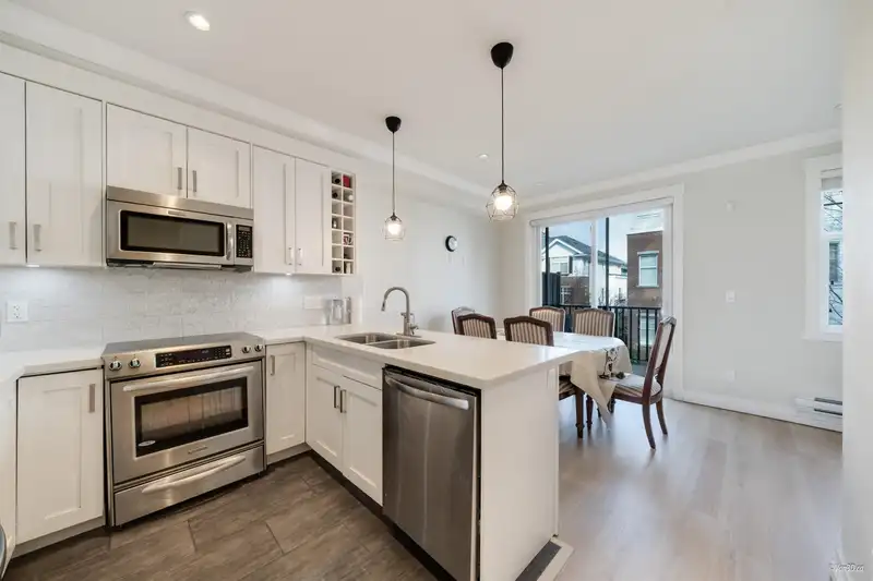30 16458 23A AVENUE - photo 4 of 40