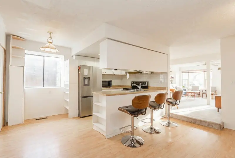 8168 RIEL PLACE - photo 4 of 15