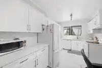 104 1521 BLACKWOOD STREET - thumbnail 12