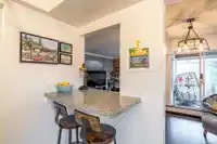 301 1390 MARTIN STREET - thumbnail 11