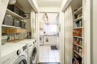 301 1390 MARTIN STREET - thumbnail 9