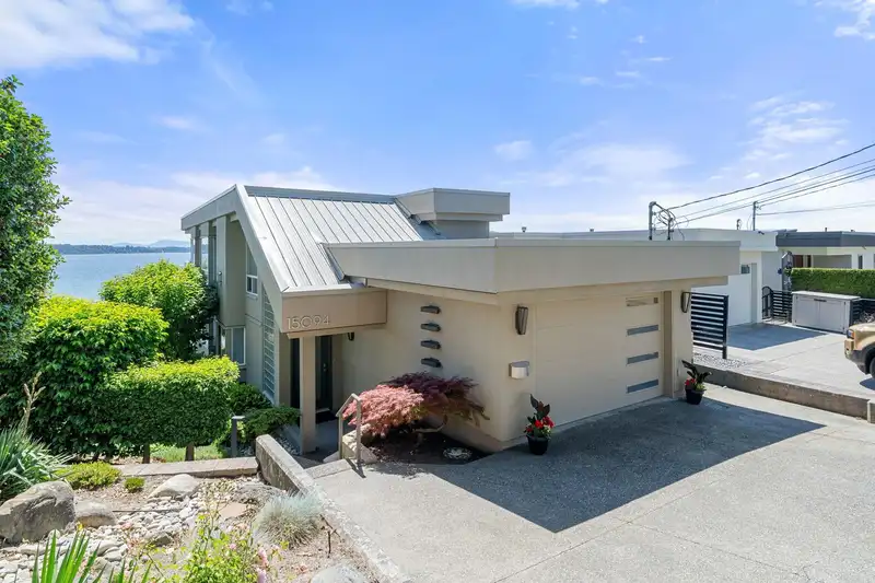 15094 ROYAL AVENUE - photo 1 of 40