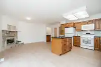 14254 20 AVENUE - thumbnail 8