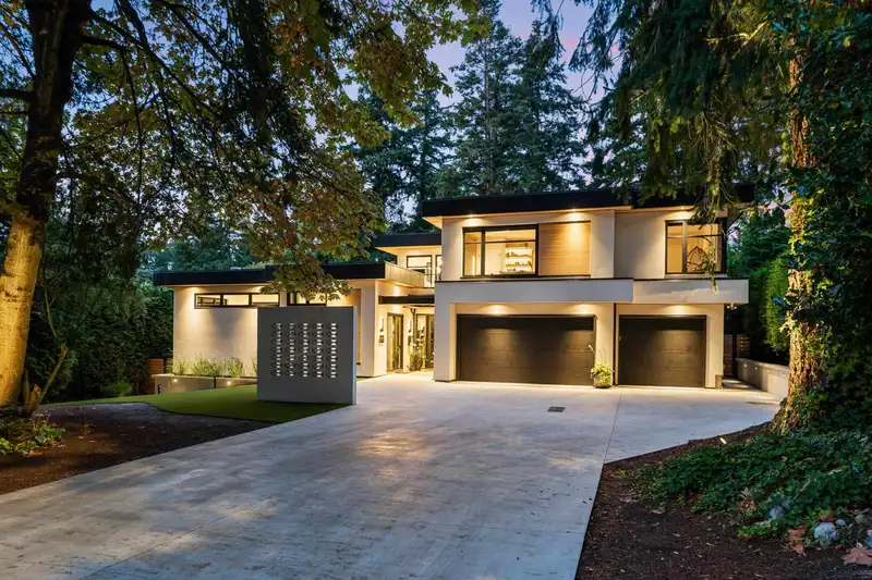 12605 15A AVENUE - photo 1 of 40