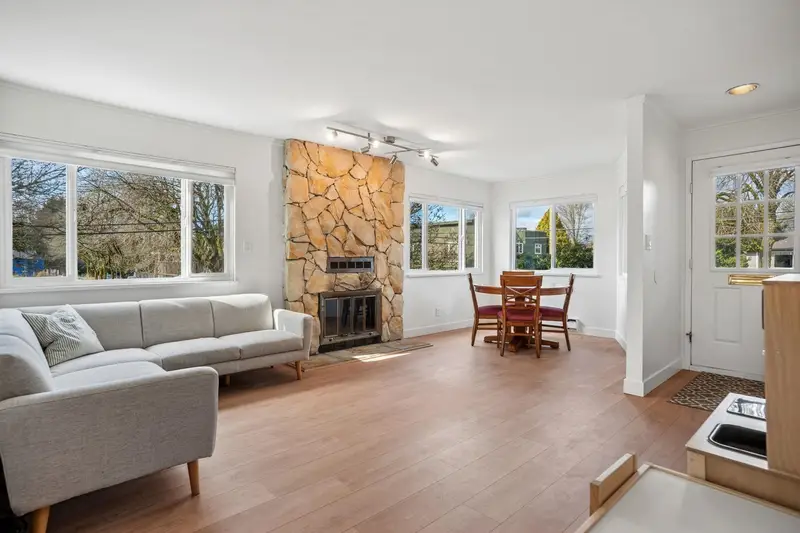 602 E 13TH AVENUE - photo 4 of 24