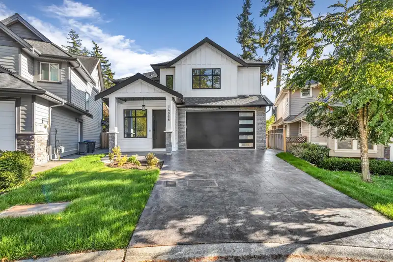 14868 34A AVENUE - photo 1 of 37