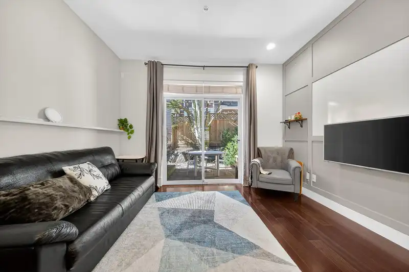 38 2689 PARKWAY DRIVE - photo 3 of 25