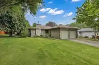 15469 19 AVENUE - thumbnail 3