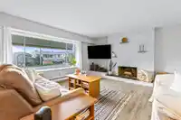 15365 PACIFIC AVENUE - thumbnail 6