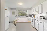 15365 PACIFIC AVENUE - thumbnail 9