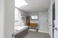 15055 BEACHVIEW AVENUE - thumbnail 16