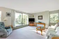 317 1720 SOUTHMERE CRESCENT - thumbnail 4