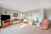 317 1720 SOUTHMERE CRESCENT - thumbnail 7