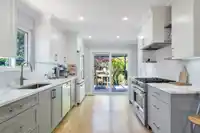 871 KENT STREET - thumbnail 11