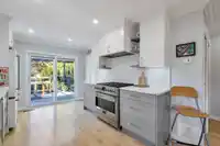 871 KENT STREET - thumbnail 10