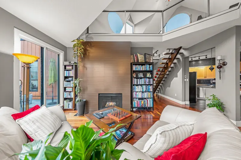 418 1150 QUAYSIDE DRIVE - photo 1 of 25