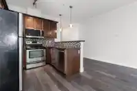 306 15268 18 AVENUE - thumbnail 22