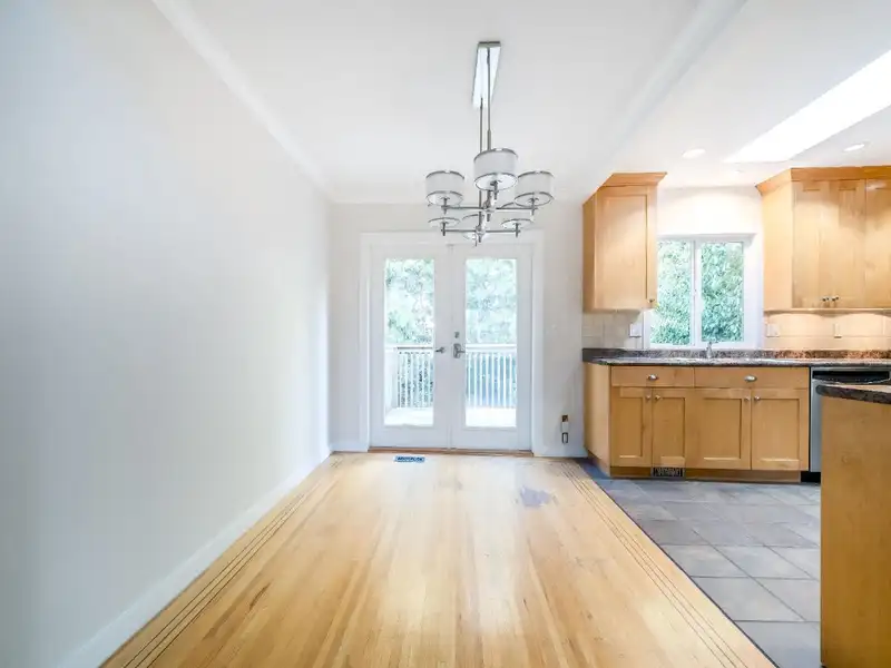 12569 26 AVENUE - photo 3 of 40