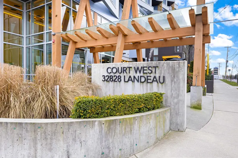 406 32828 LANDEAU PLACE - photo 1 of 20