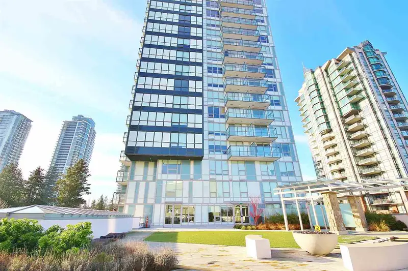 1110 13398 104 AVENUE - photo 2 of 20