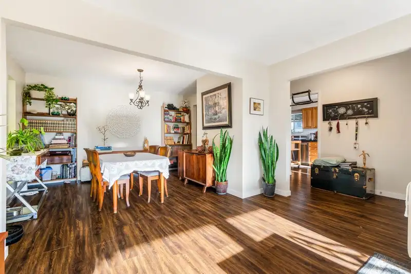 13257 14A AVENUE - photo 3 of 22
