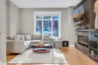 115 2853 HELC PLACE - thumbnail 8