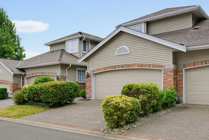 13 2688 150 STREET - photo 1 of 37