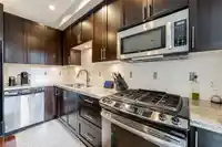 8 2929 156 STREET - thumbnail 5