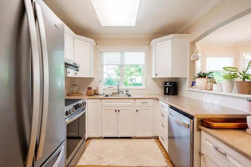 411 1220 FIR STREET - photo 2 of 32