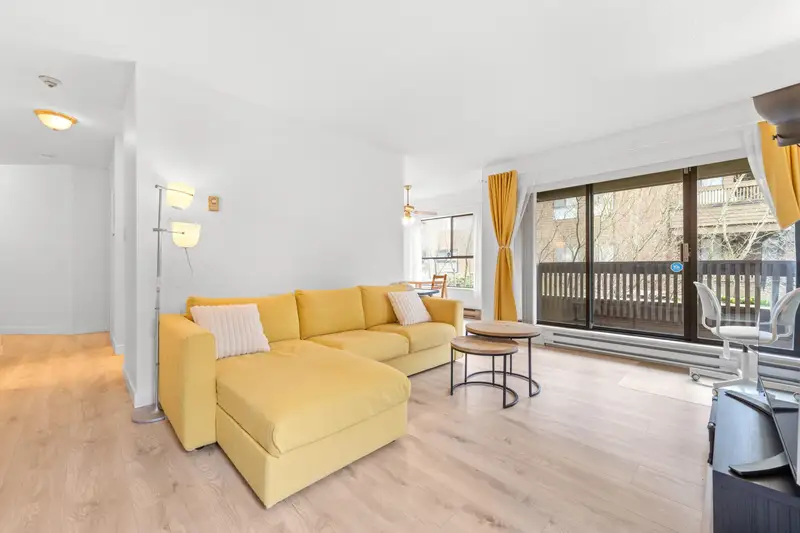 125 7431 MINORU BOULEVARD - photo 3 of 25