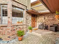 46 1725 SOUTHMERE CRESCENT - thumbnail 2