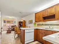 46 1725 SOUTHMERE CRESCENT - thumbnail 11