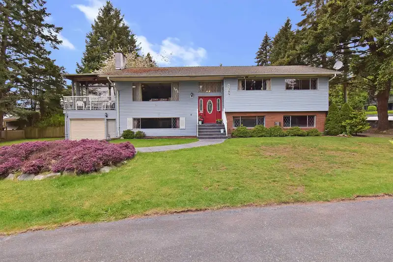 1589 LANCASTER STREET - photo 2 of 30