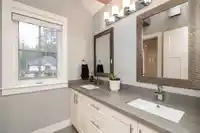 2760 162A STREET - thumbnail 21